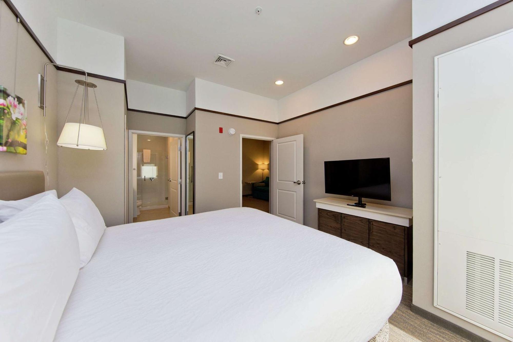 Hilton Garden 3*